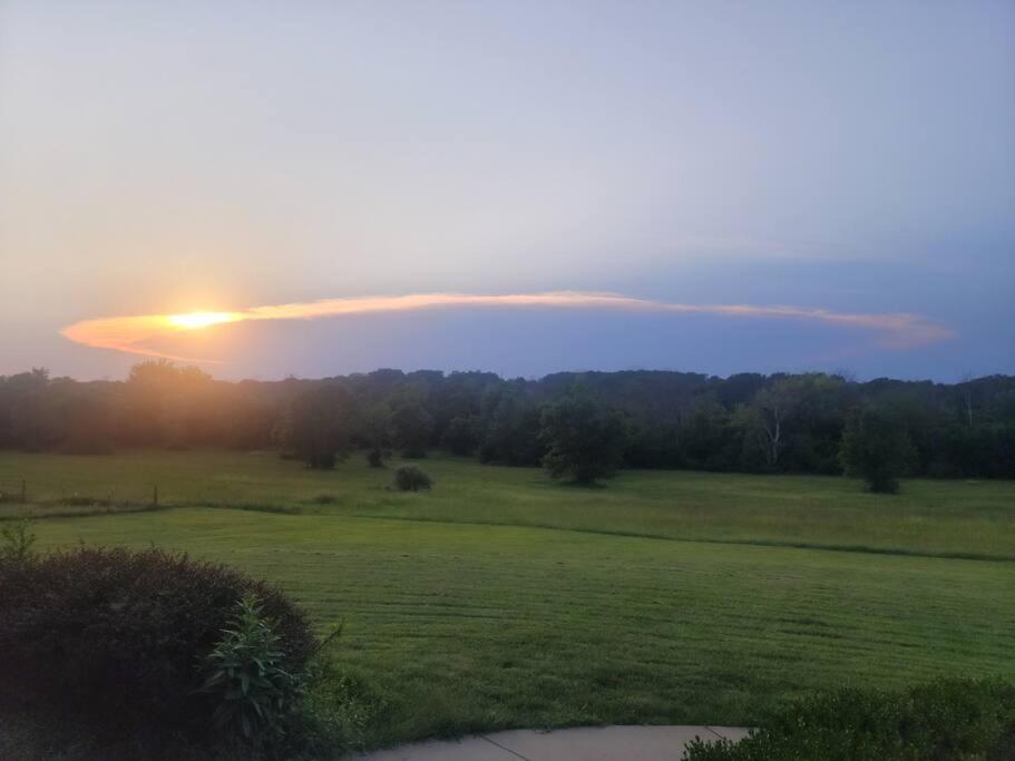Hotel Deer Run Estate Llc Marshfield Esterno foto